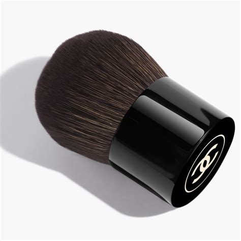 chanel eyeshadow brush 200|chanel oversize kabuki brush.